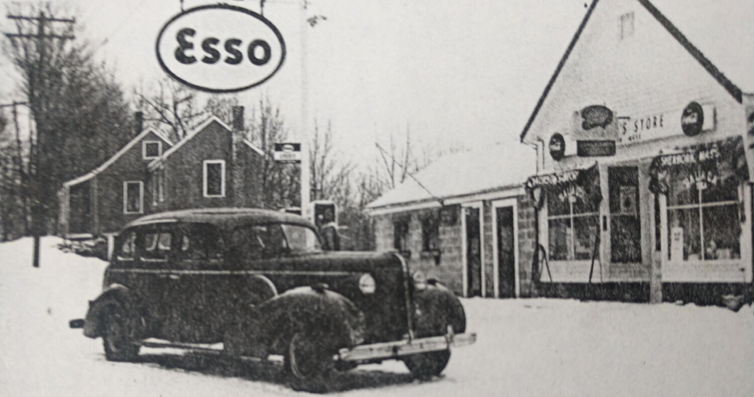 Sherborn Fuel Convenience Store has Model T customer automobile